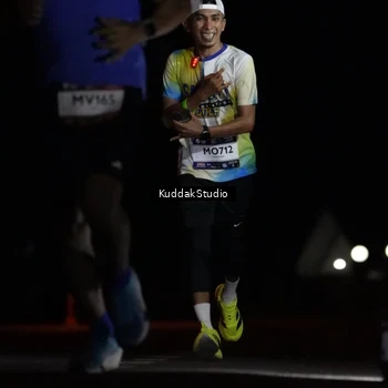 Runner Photo 7637324