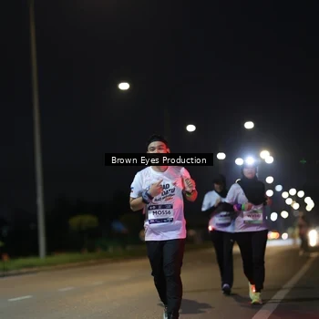 Runner Photo 7637377