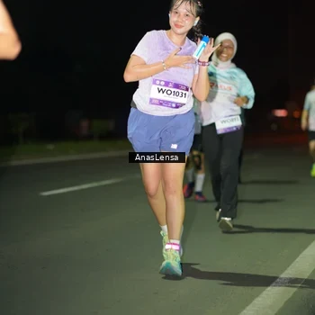 Runner Photo 7637379