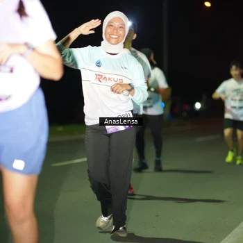 Runner Photo 7637385