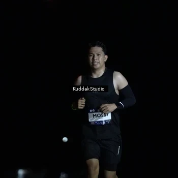 Runner Photo 7637398