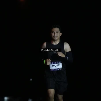 Runner Photo 7637403