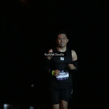 Runner Photo 7637405