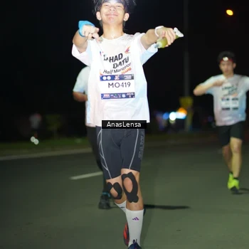 Runner Photo 7637428