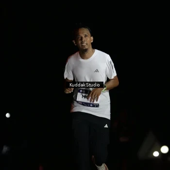 Runner Photo 7637431