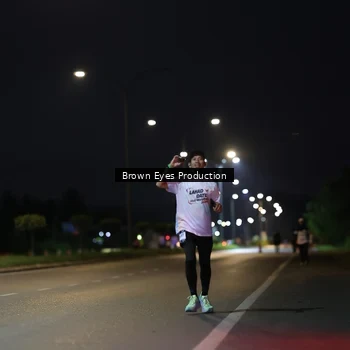 Runner Photo 7637433