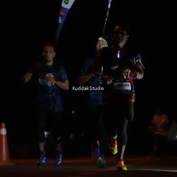 Runner Photo 7637464