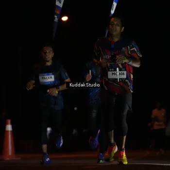 Runner Photo 7637465