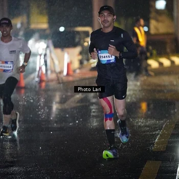 Runner Photo 7637475