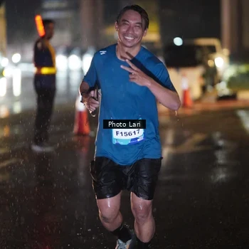 Runner Photo 7637476