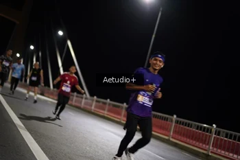 Runner Photo 763750
