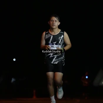 Runner Photo 7637518