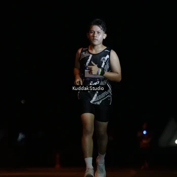 Runner Photo 7637524
