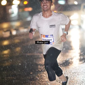 Runner Photo 7637538