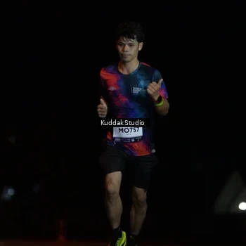 Runner Photo 7637564