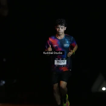 Runner Photo 7637571