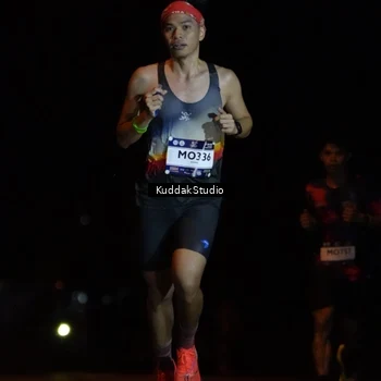 Runner Photo 7637572