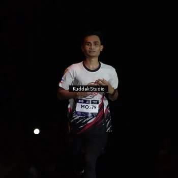 Runner Photo 7637594