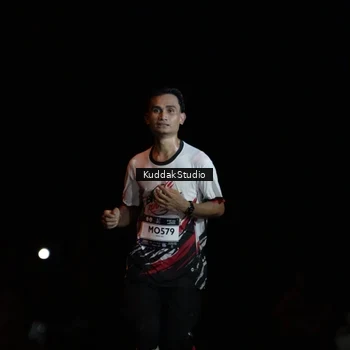 Runner Photo 7637598