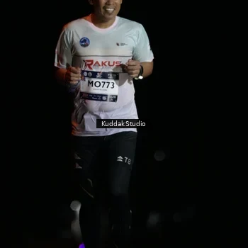 Runner Photo 7637624