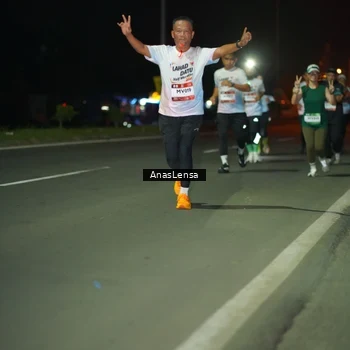 Runner Photo 7637625