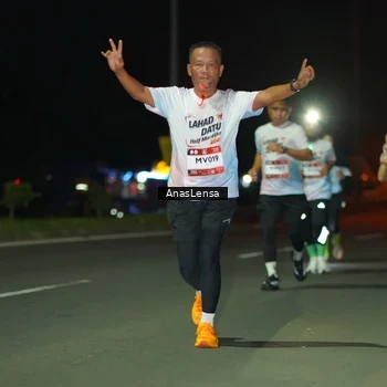 Runner Photo 7637632