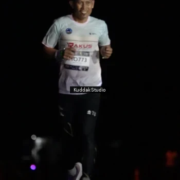 Runner Photo 7637639