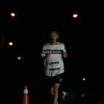Runner Photo 7637685
