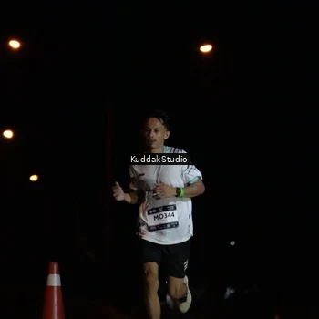 Runner Photo 7637688