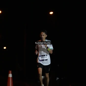 Runner Photo 7637694