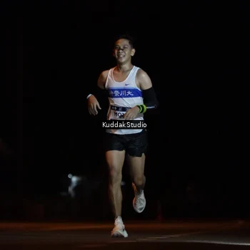 Runner Photo 7637717