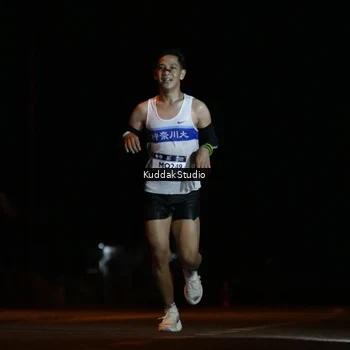 Runner Photo 7637721