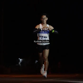 Runner Photo 7637730