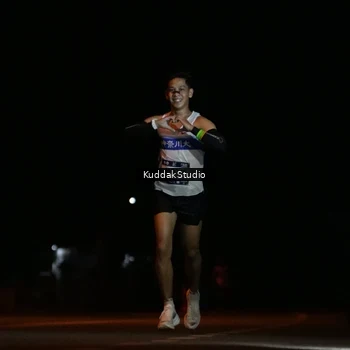 Runner Photo 7637735