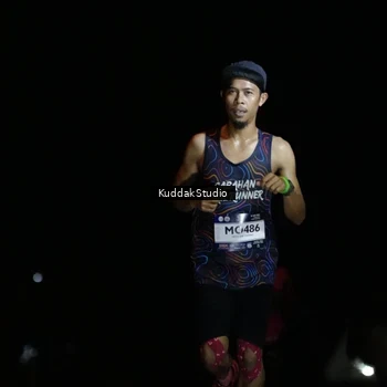 Runner Photo 7637768