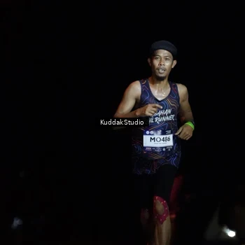 Runner Photo 7637771