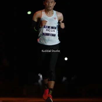 Runner Photo 7637777