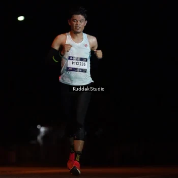 Runner Photo 7637780