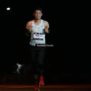 Runner Photo 7637783