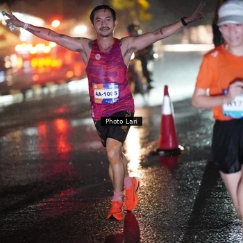 Runner Photo 7637789