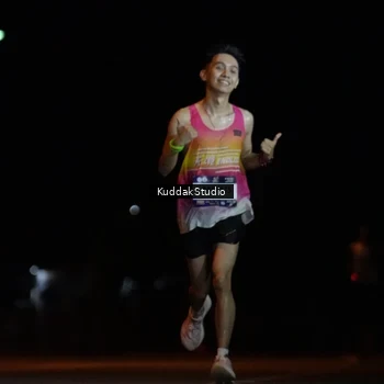 Runner Photo 7637804