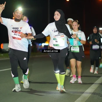 Runner Photo 7637806