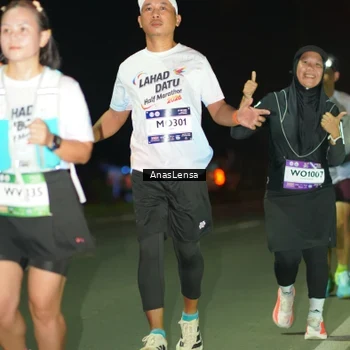 Runner Photo 7637834