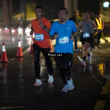Runner Photo 7637876