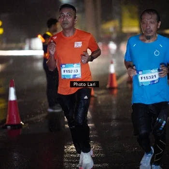 Runner Photo 7637878