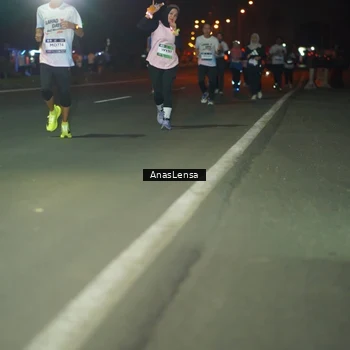 Runner Photo 7637879