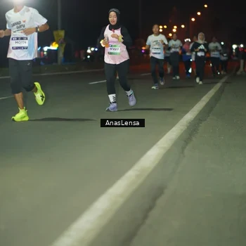 Runner Photo 7637886