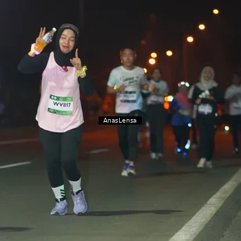 Runner Photo 7637888