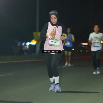 Runner Photo 7637896