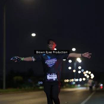 Runner Photo 7637897
